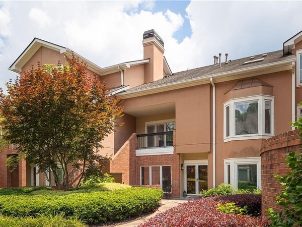 5356 Brooke Ridge Drive , Atlanta, GA 30338