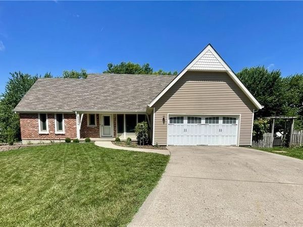 6334 W 108th Street, Overland Park, KS 66211