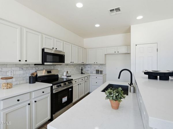 437 S 163RD Lane, Goodyear, AZ 85338