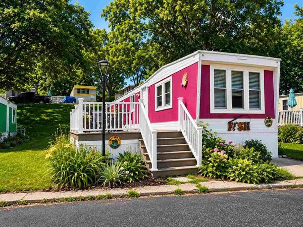12600 Lake Terrace, Unit 20, Charlevoix, MI 49720
