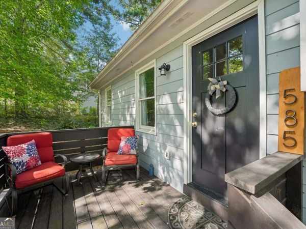585 Westchester Circle SW, Marietta, GA 30064
