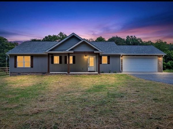 1259 Franklin Loop , Clarkrange, TN 38553