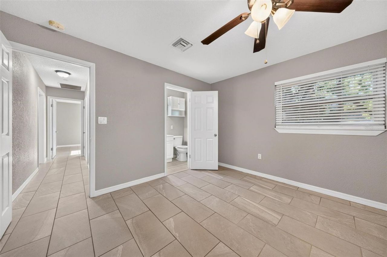 610 W Maud Street , Tavares, FL 32778 Photo