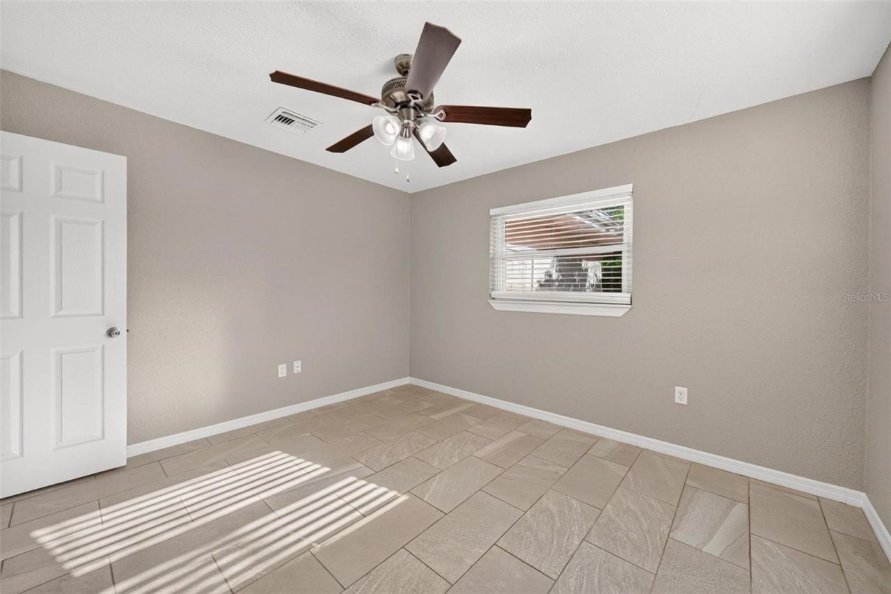 610 W Maud Street , Tavares, FL 32778 Photo