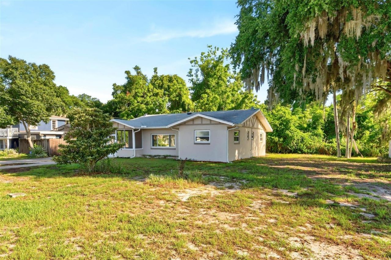 610 W Maud Street , Tavares, FL 32778 Photo