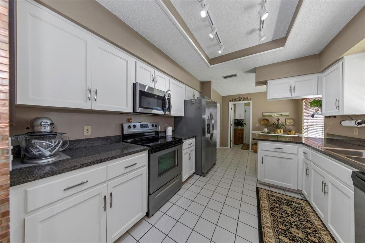 10665 Fallen Leaf Lane, Port Richey, FL 34668 Photo