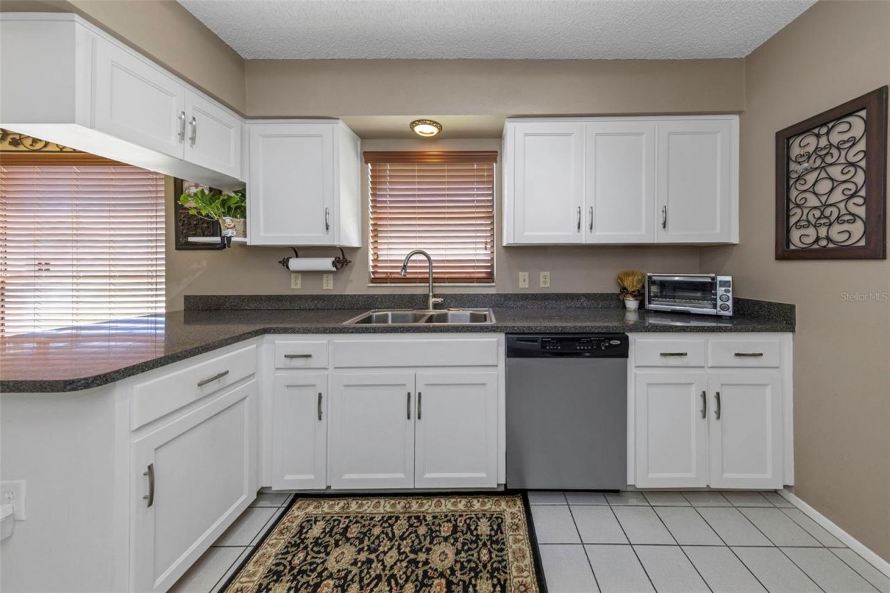10665 Fallen Leaf Lane, Port Richey, FL 34668 Photo