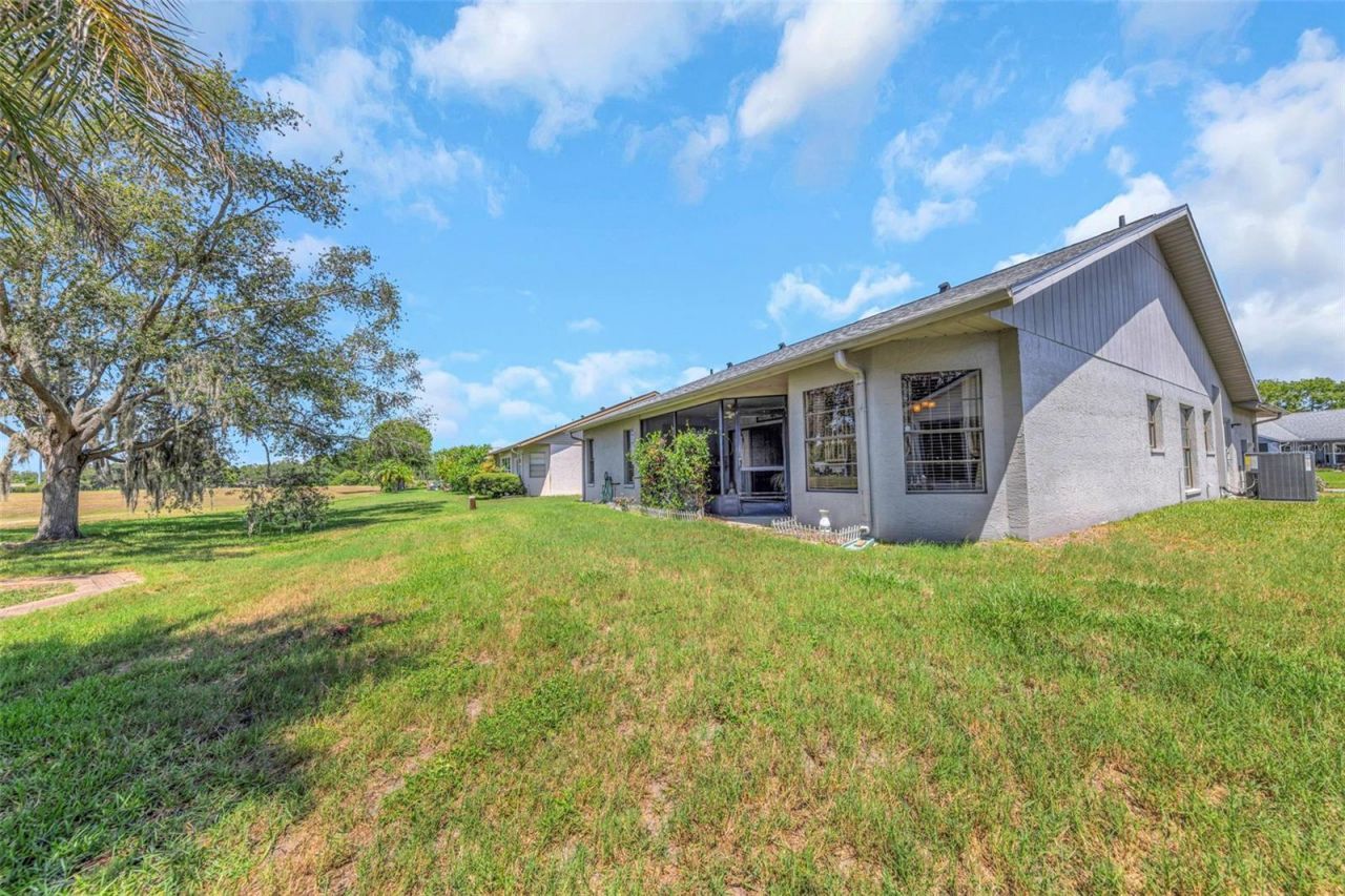 10665 Fallen Leaf Lane, Port Richey, FL 34668 Photo