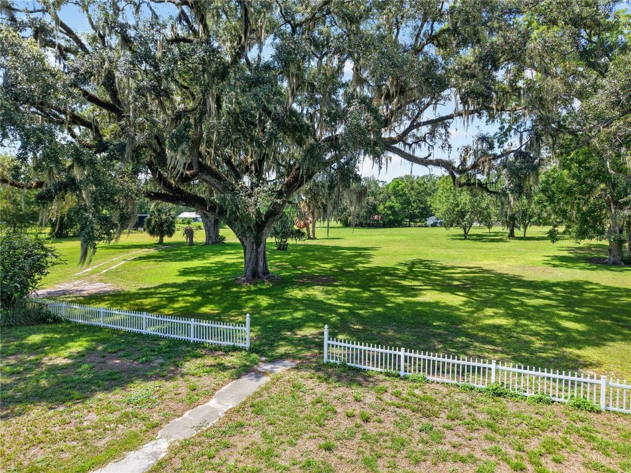 2039 SW State Road 26, Trenton, FL 32693 Photo