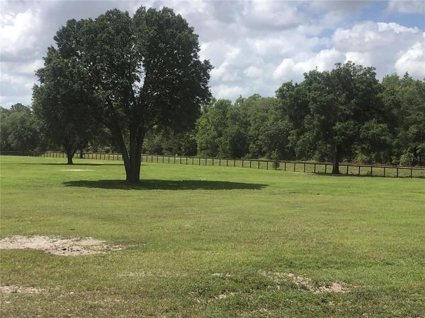 30TH STREET , MORRISTON, FL 32668