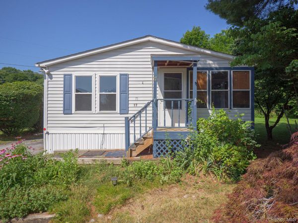 17 Partridge Lane , Pleasant Valley, NY 12569