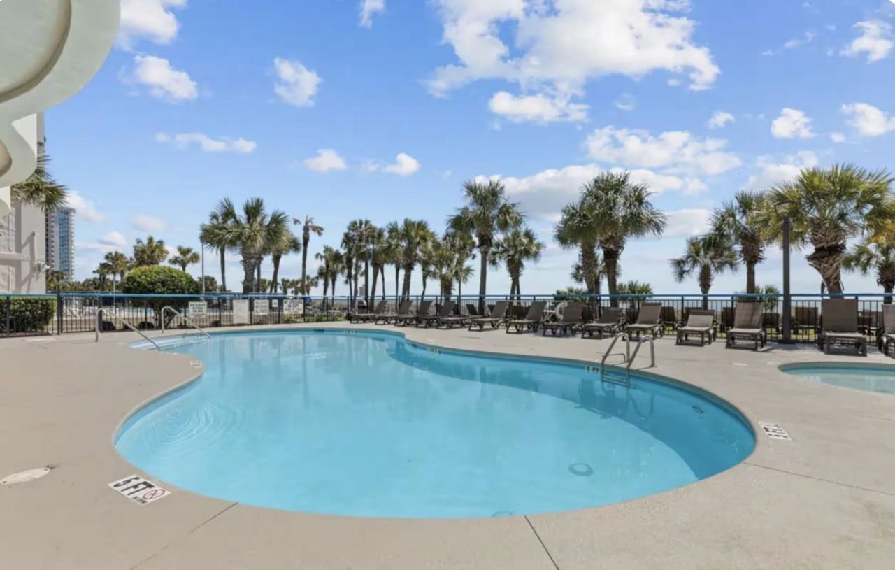 2300 N Ocean Blvd. Photo 23