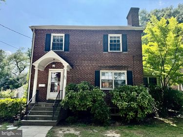 204 S IRVING STREET , ARLINGTON, VA 22204