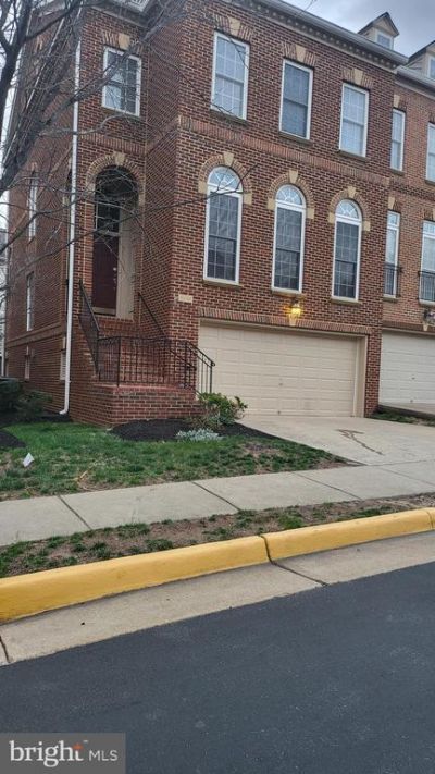 9239 POINT REPLETE DRIVE , FORT BELVOIR, VA 22060