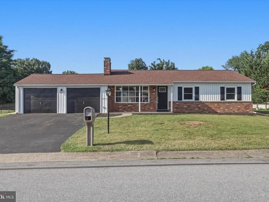 17519 Stone Valley Drive, Hagerstown, MD 21740 Main Photo