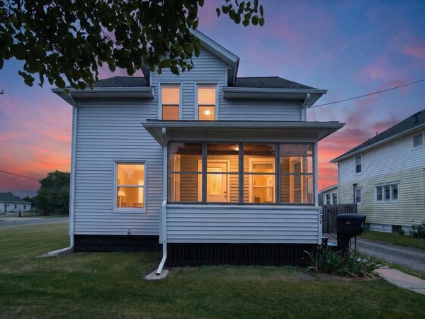 237 N Forbes Street, Jackson, MI 49202