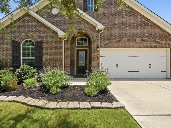 245 Natchez DR, Buda, TX 78610