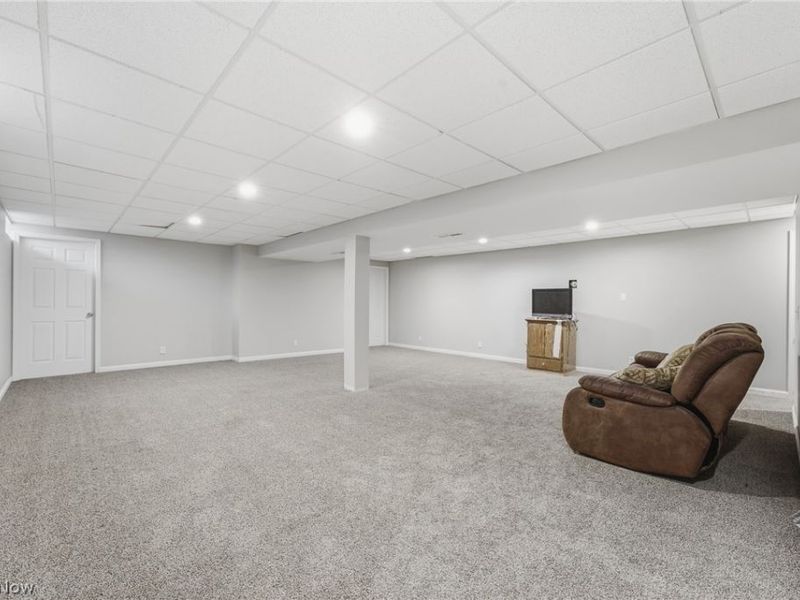 1251 Grenada Drive NE, Canton, OH 44714 Photo 39