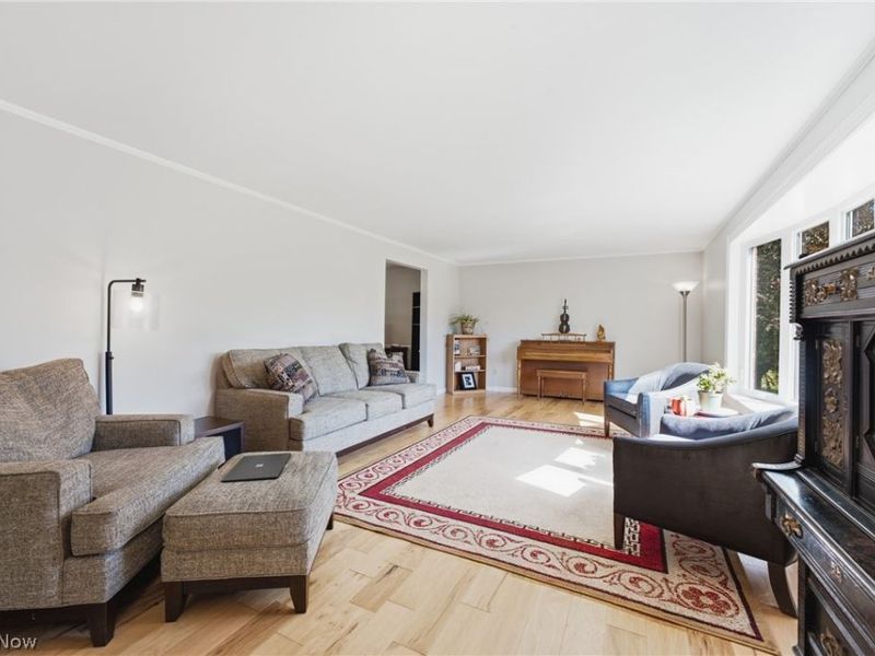 1251 Grenada Drive NE, Canton, OH 44714 Photo 9