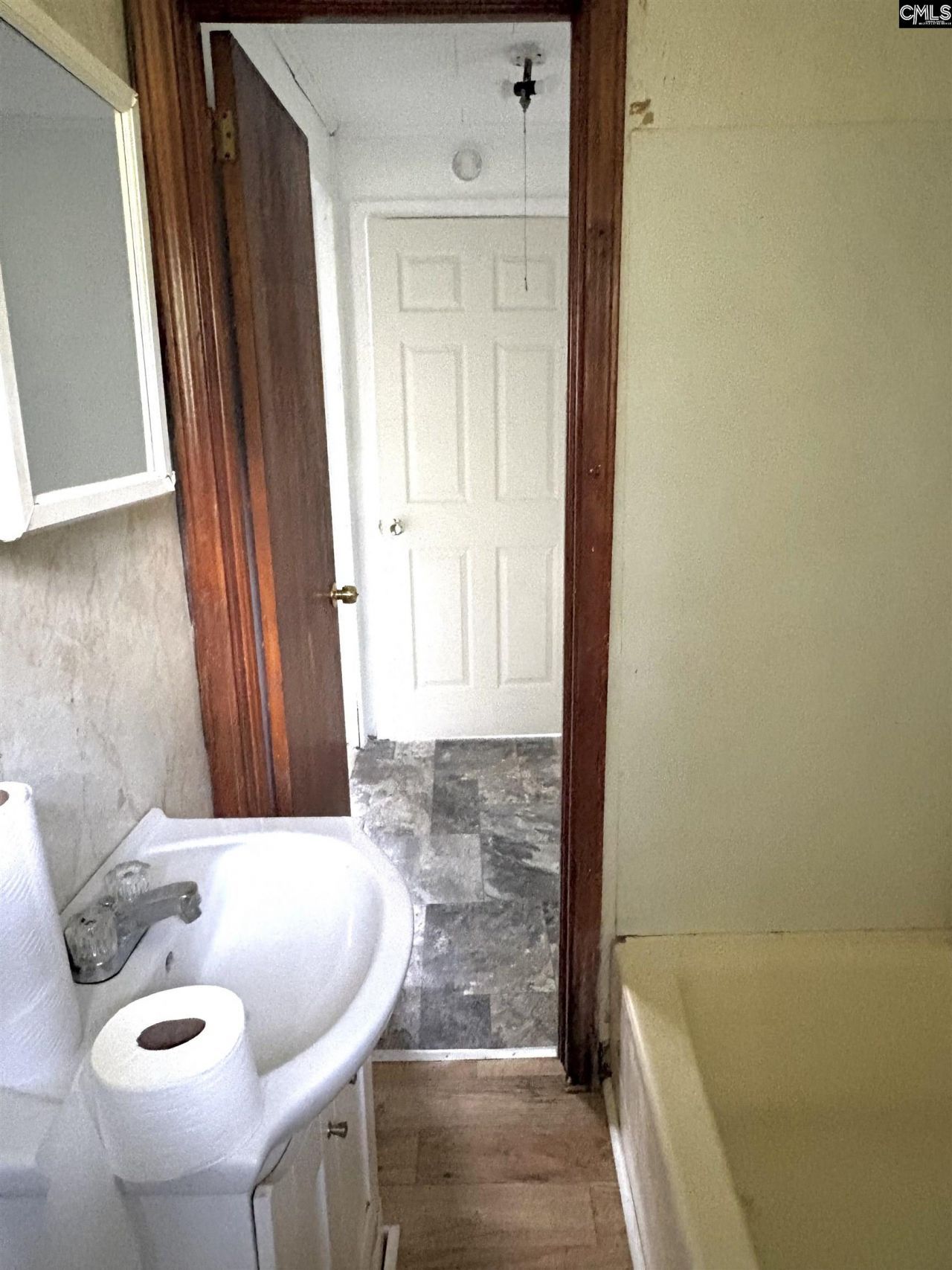 127 Feaster Street Photo 18