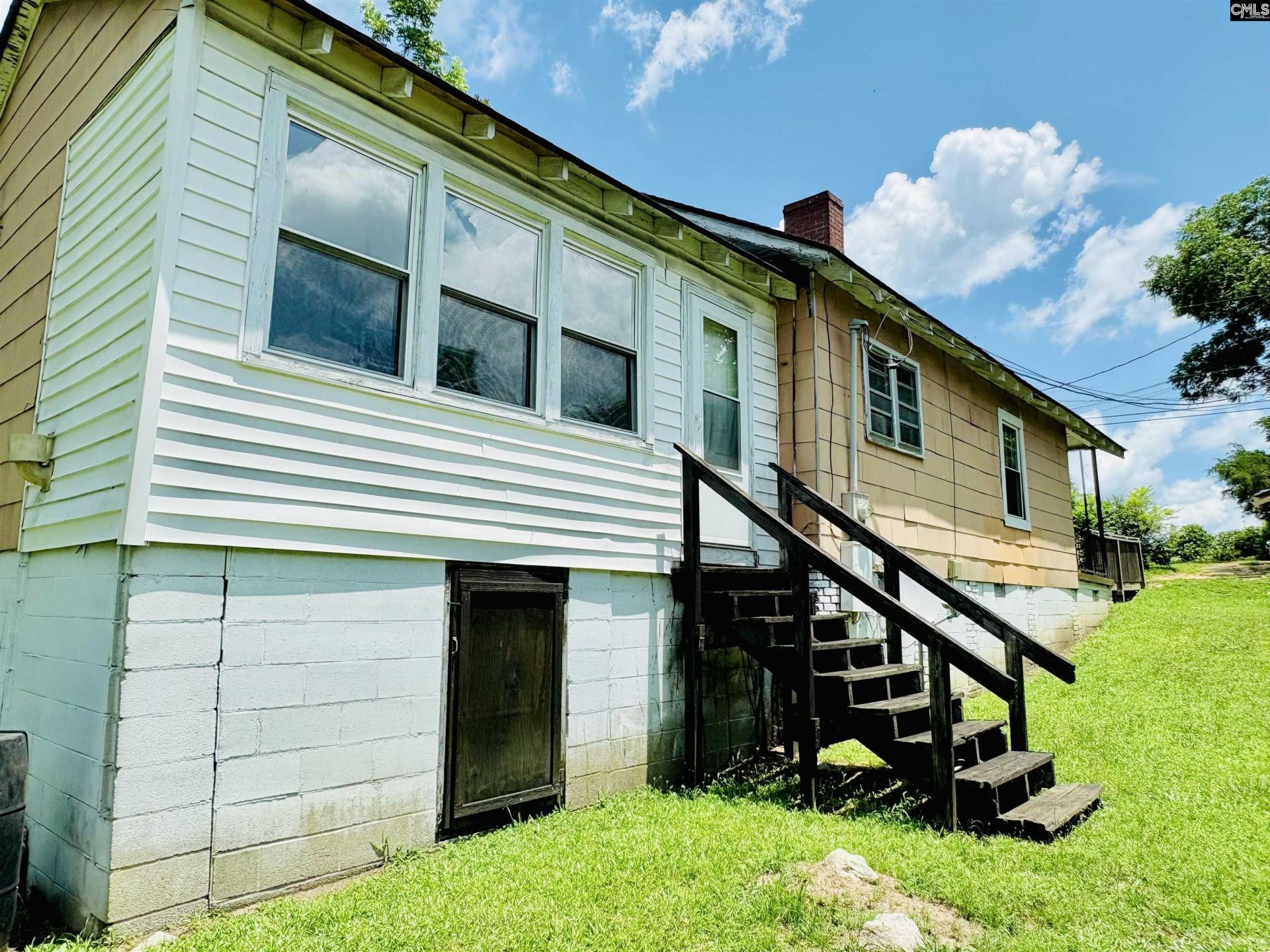 127 Feaster Street Photo 4