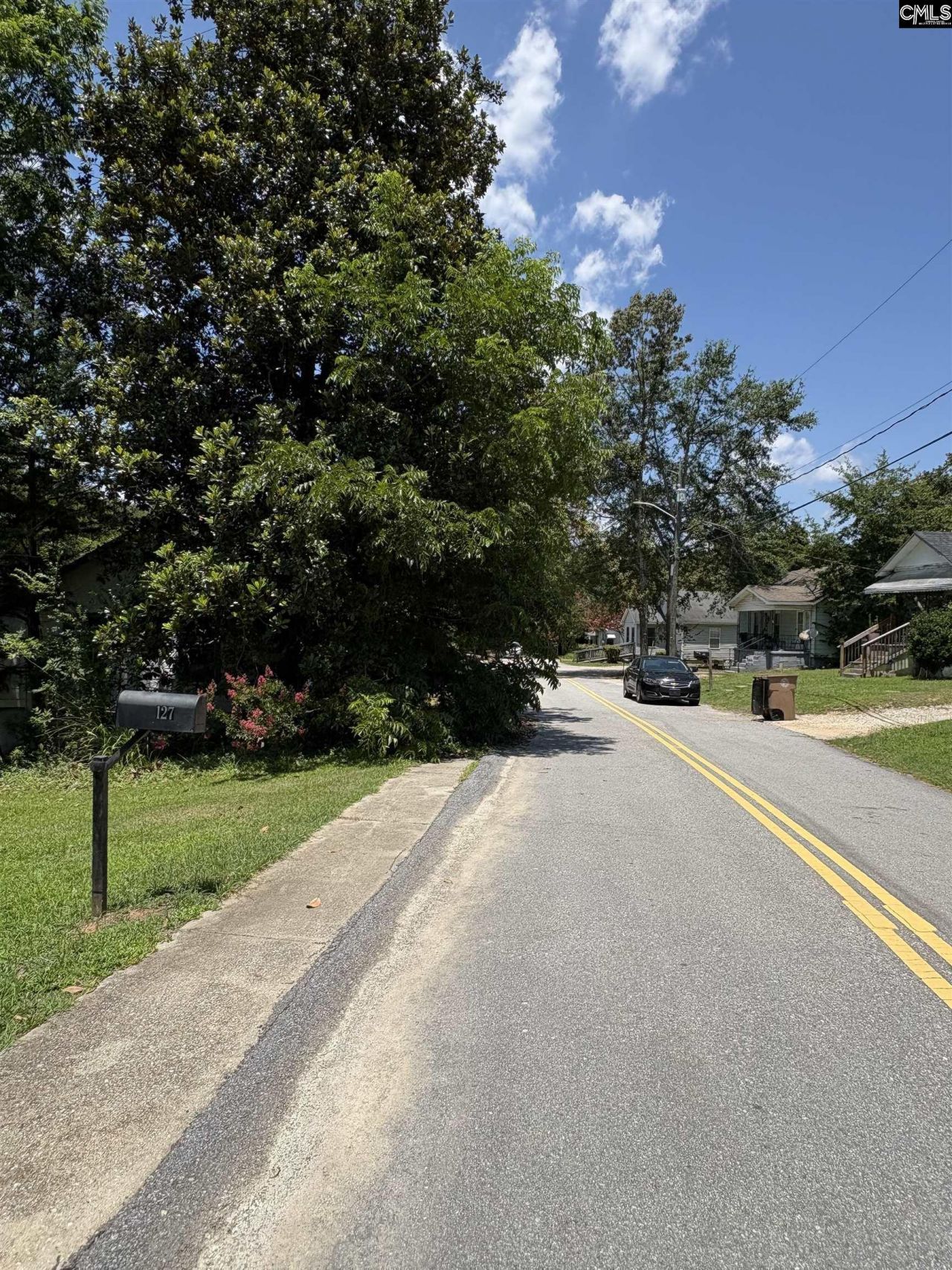 127 Feaster Street Photo 6