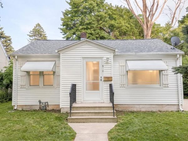 910 WILSON AVENUE, Green Bay, WI 54303