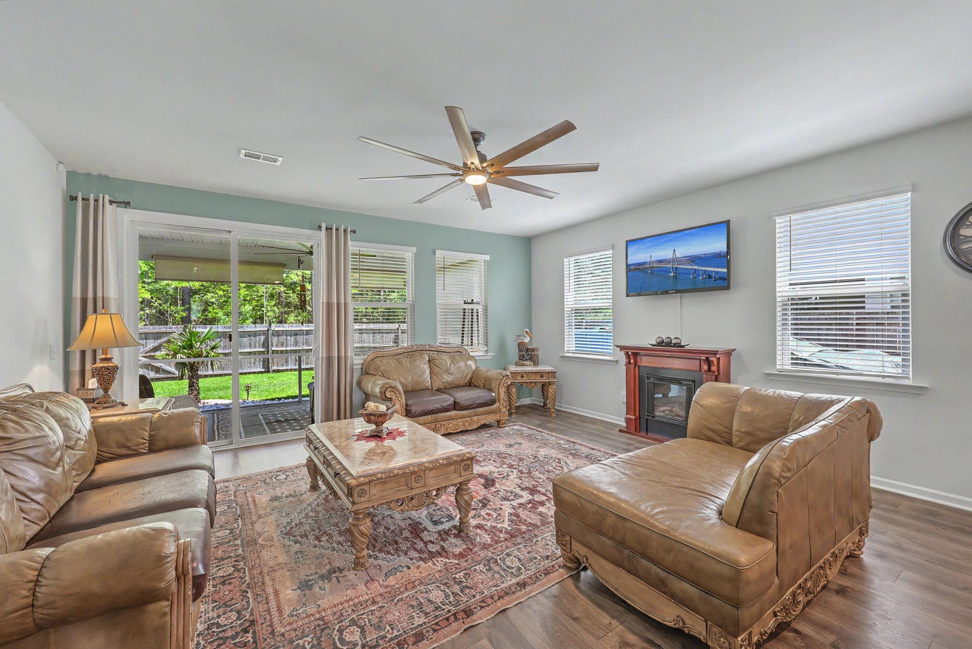 241 Celestial Boulevard Photo 10