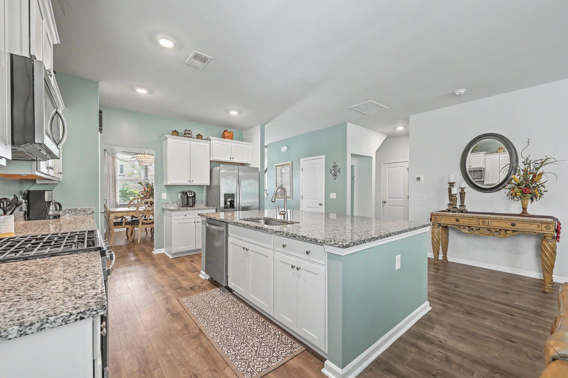 241 Celestial Boulevard Photo 16