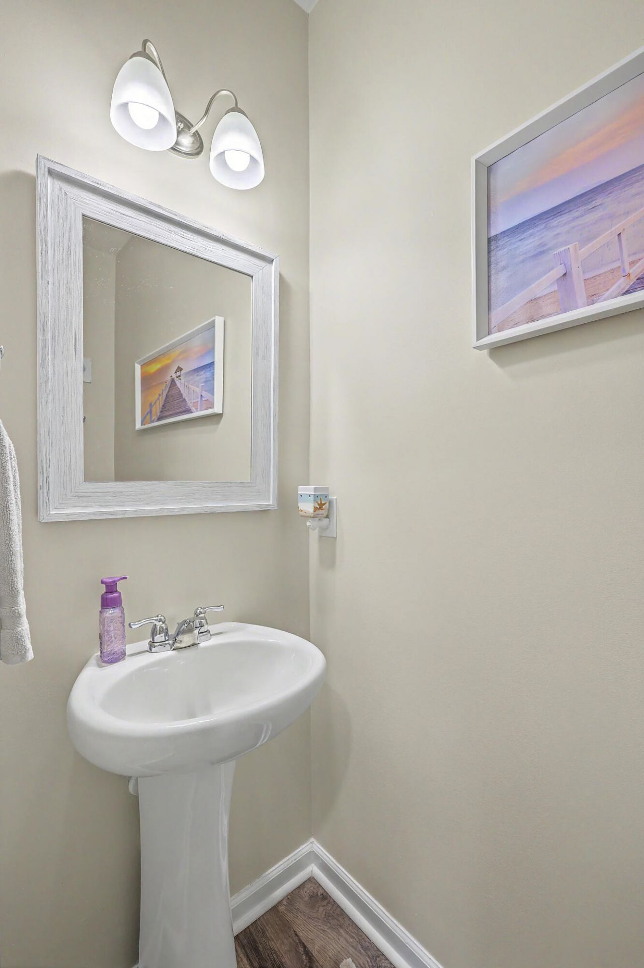 241 Celestial Boulevard Photo 23