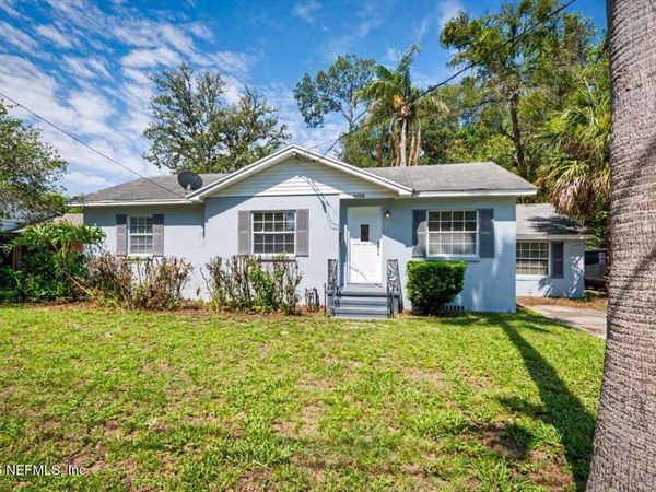 4252 PINEWOOD Avenue, Jacksonville, FL 32207