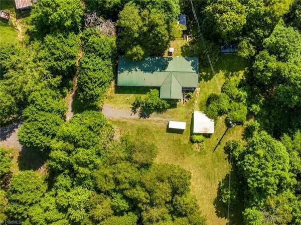 2742 George York Road , Randleman, NC 27317