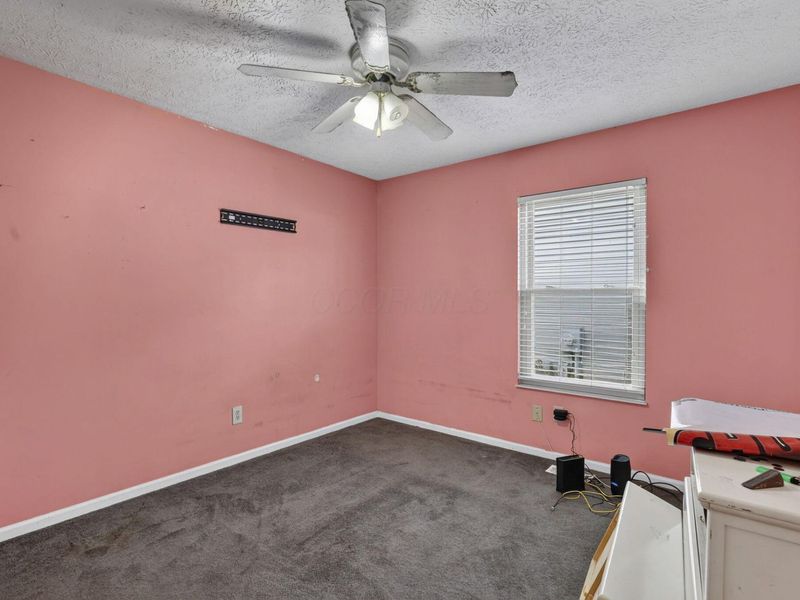 811 Wallinger Drive, Galloway, OH 43119 Photo 18