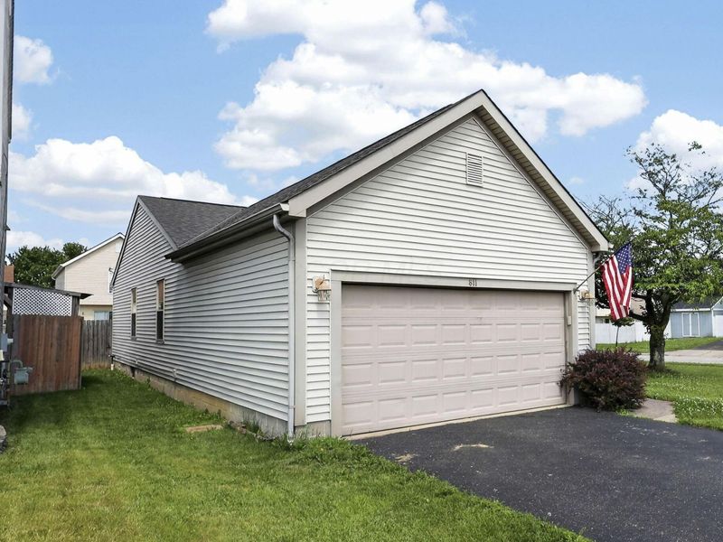 811 Wallinger Drive, Galloway, OH 43119 Photo 3