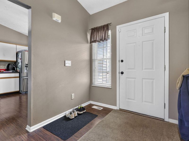 811 Wallinger Drive, Galloway, OH 43119 Photo 7