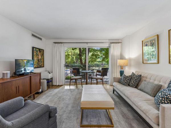 210 W Grant Street, Unit 107, Minneapolis, MN 55403