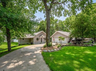 5999 150th Avenue NE, Spicer, MN 56288