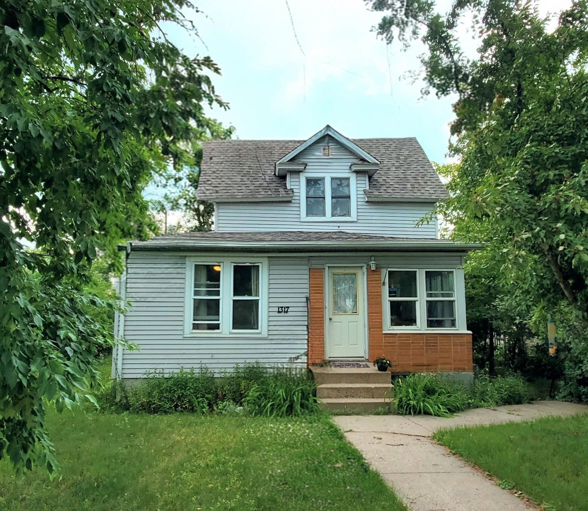 1317 America Avenue NW, Bemidji, MN 56601