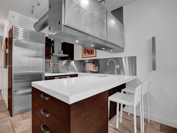 690 SW 1st Ct , Unit 2707, Miami, FL 33130