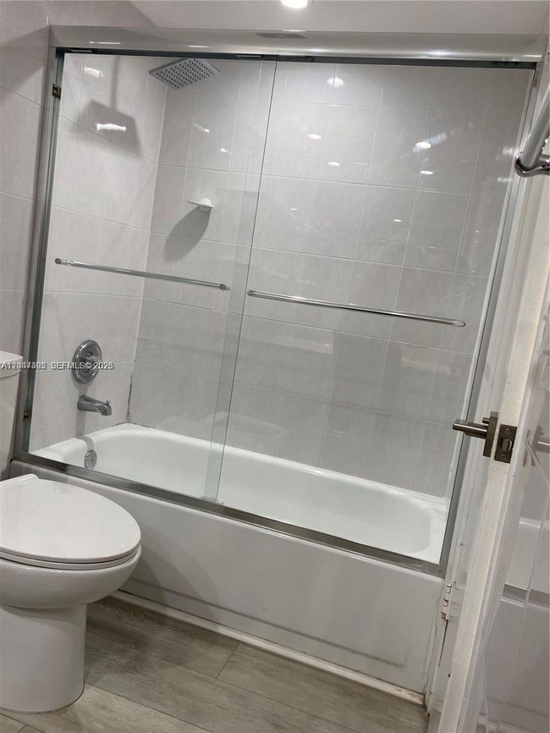 911 E Ponce De Leon Blvd , Unit 301, Coral Gables, FL 33134 Photo