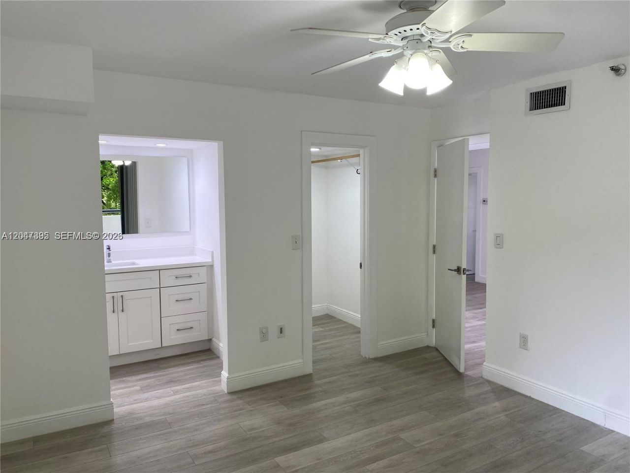 911 E Ponce De Leon Blvd , Unit 301, Coral Gables, FL 33134 Photo