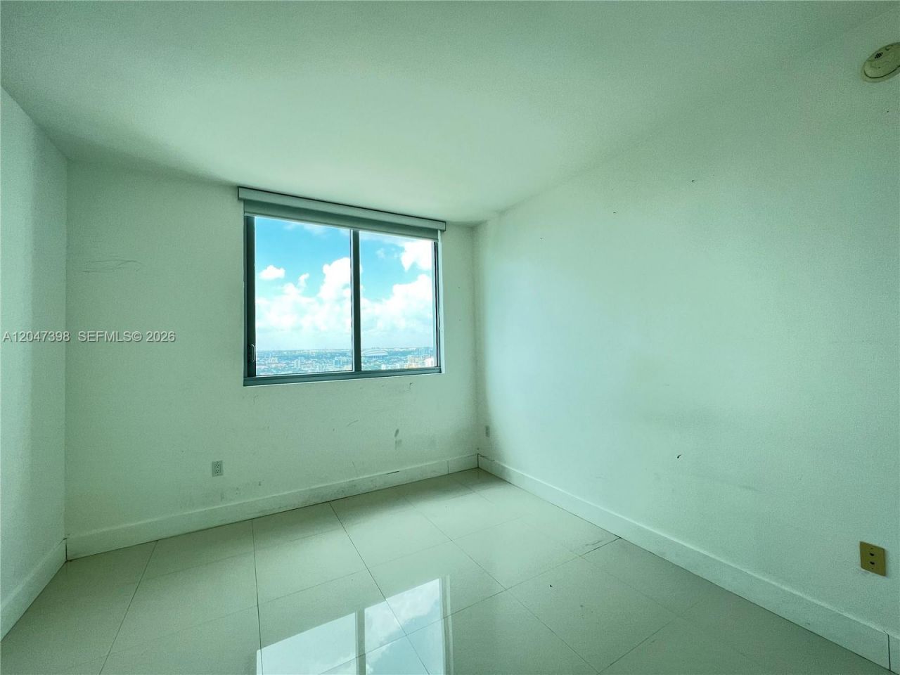 92 SW 3rd St , Unit 3310, Miami, FL 33130 Photo