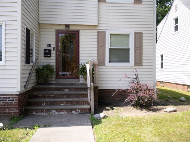 288 E 248th Street, Euclid, OH 44123 Photo 2
