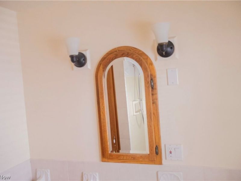 288 E 248th Street, Euclid, OH 44123 Photo 8