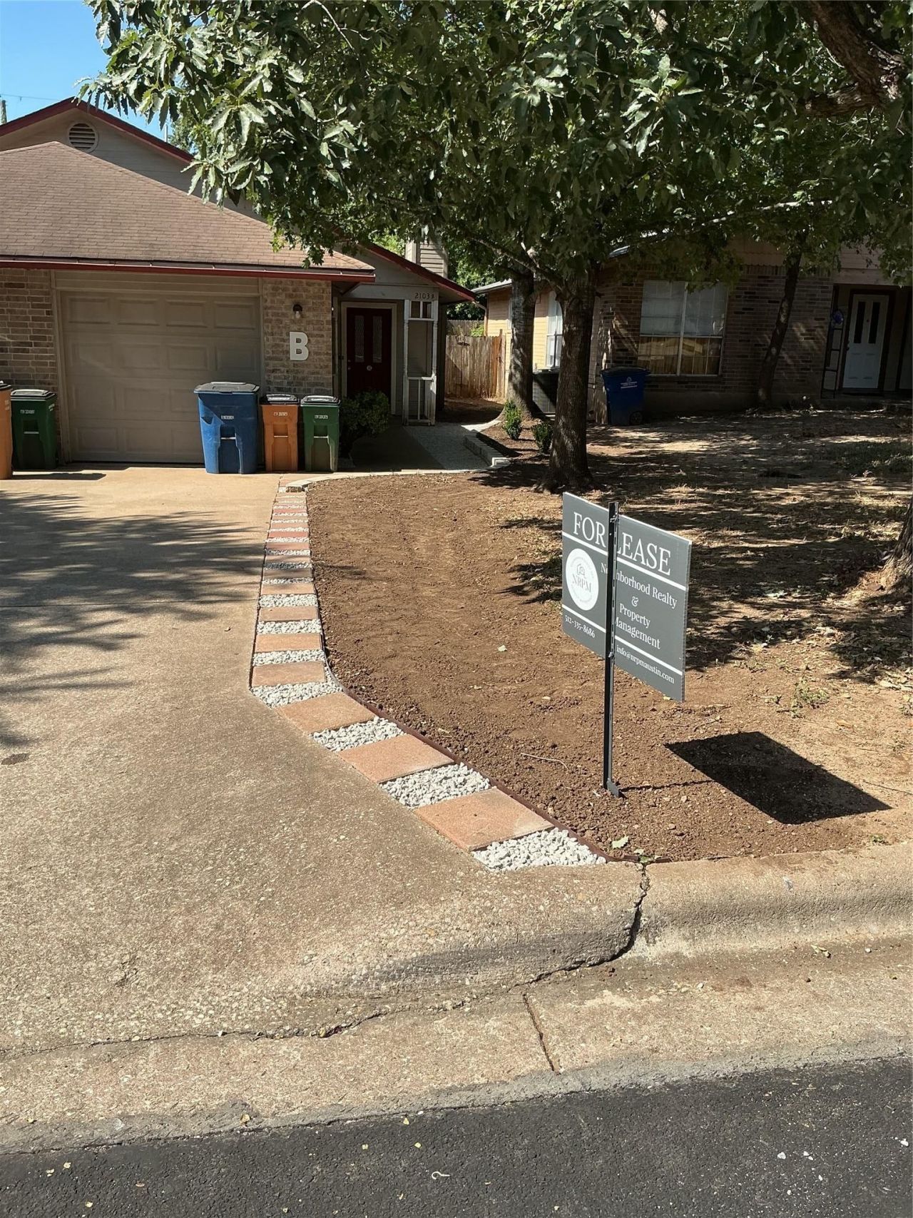 2103 Courtney St, Unit B, Austin, TX 78745 Main Photo