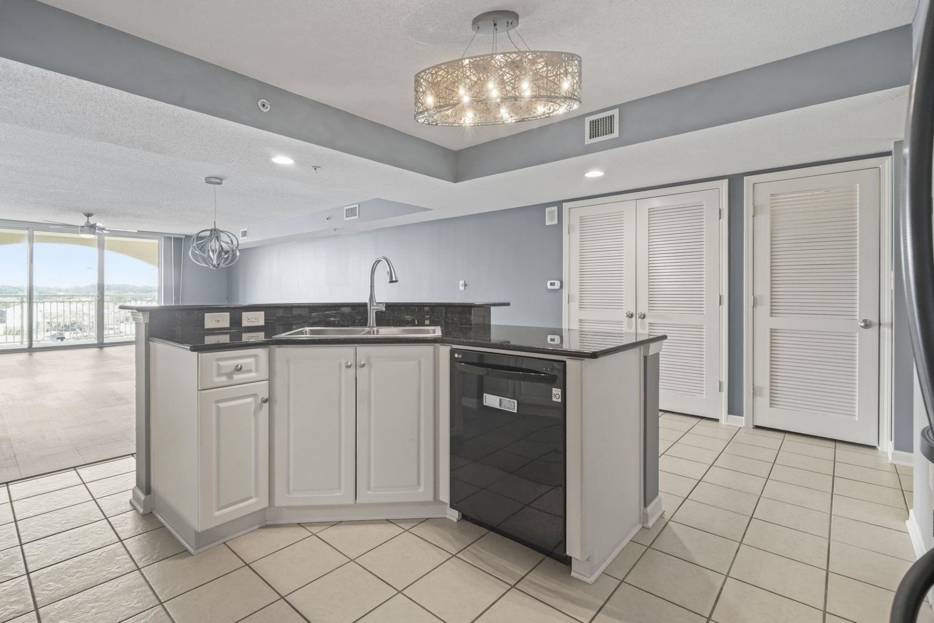 2151 Bridge View Ct. Photo 13