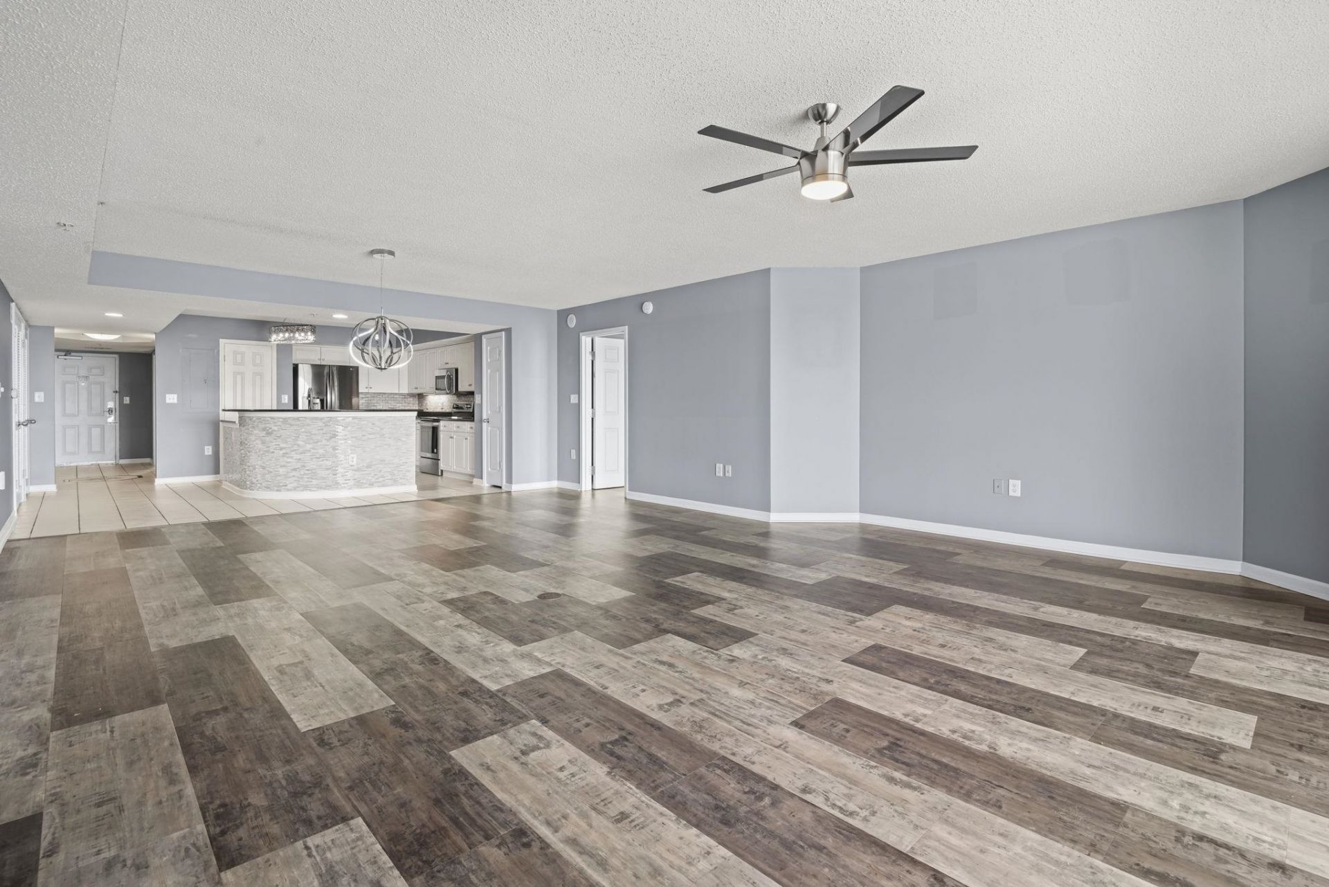 2151 Bridge View Ct. Photo 19