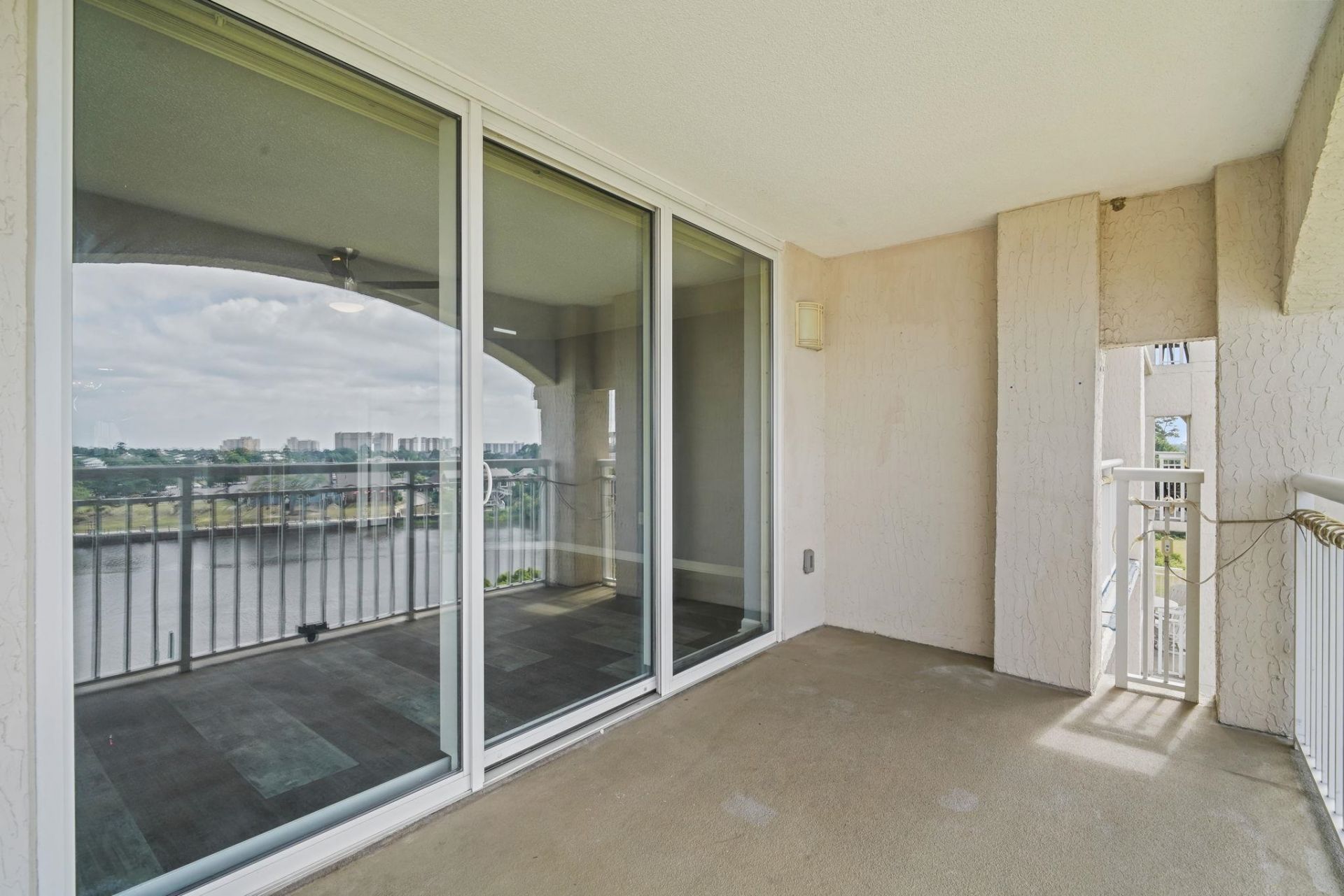 2151 Bridge View Ct. Photo 44