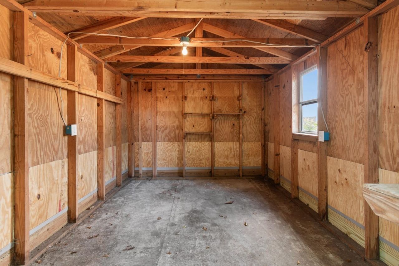 1109 Forest Dr. Photo 32