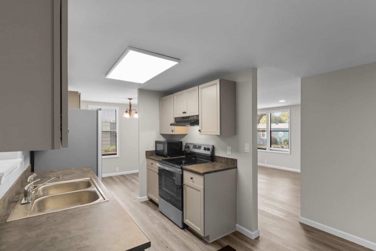 1109 Forest Dr. Photo 7
